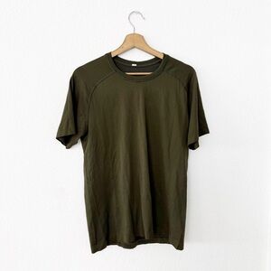 Lululemon- Men’s Green Vent Tech Tee Shirt Size M
